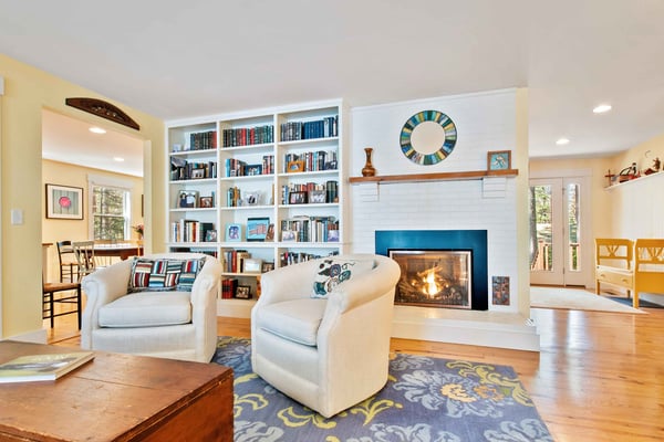 1807 Little Sunapee Road, New London, NH