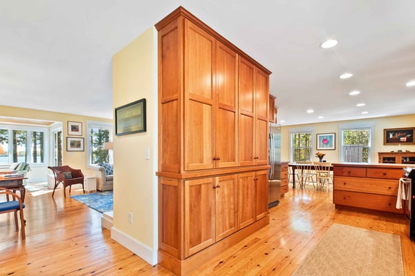 1807 Little Sunapee Road, New London, NH