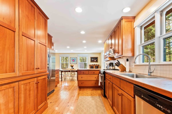 1807 Little Sunapee Road, New London, NH