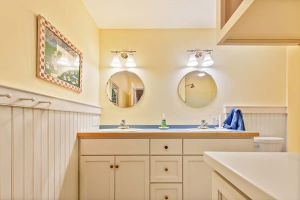 1807 Little Sunapee Road, New London, NH