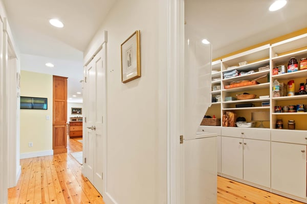 1807 Little Sunapee Road, New London, NH