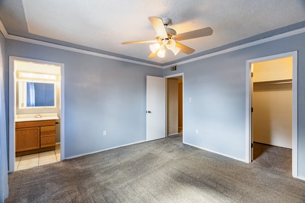 821 Omaha St NE, Albuquerque, NM