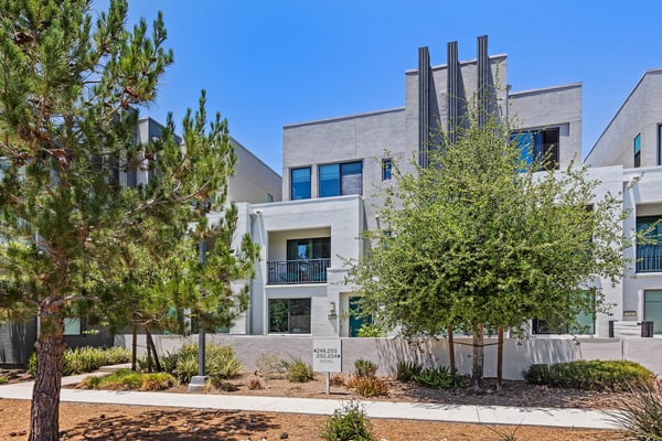 250 Novel, Irvine, CA