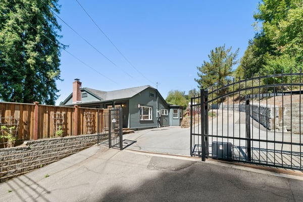 7337 Glen Haven Rd, Soquel, CA