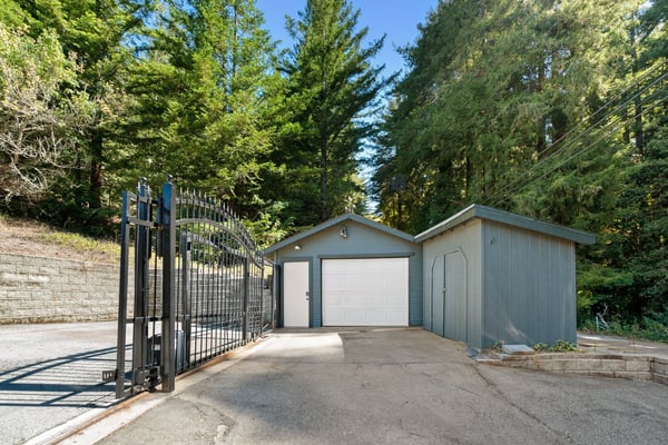 7337 Glen Haven Rd, Soquel, CA