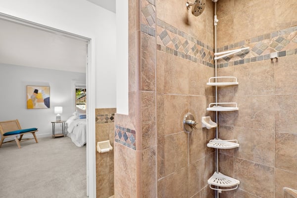 7337 Glen Haven Rd, Soquel, CA