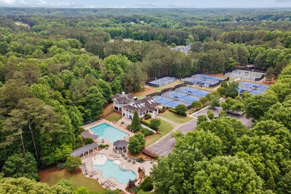 555 Treyburn View, Milton, GA