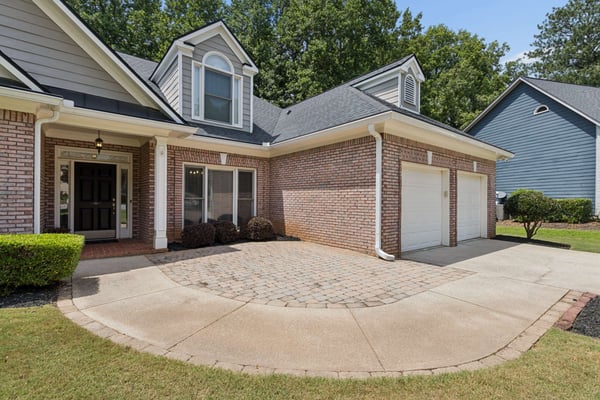 3850 Bridle Creek Drive, Suwanee, GA