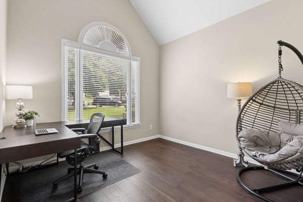 3850 Bridle Creek Drive, Suwanee, GA