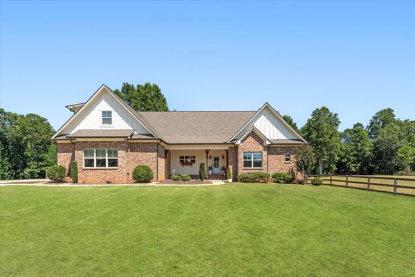 915 Pool Road, Hiram, GA
