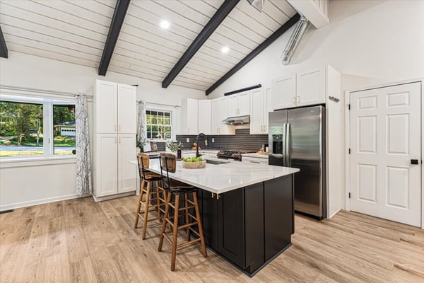 1606 E Nancy Creek Drive, Brookhaven, GA