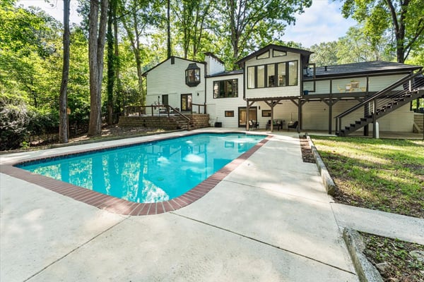 1606 E Nancy Creek Drive, Brookhaven, GA
