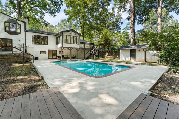 1606 E Nancy Creek Drive, Brookhaven, GA