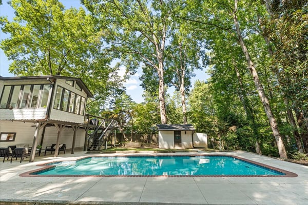 1606 E Nancy Creek Drive, Brookhaven, GA