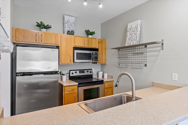1125 NW 9th Ave #405, Portland, OR