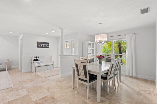 4471 Trails Dr, Sarasota, FL
