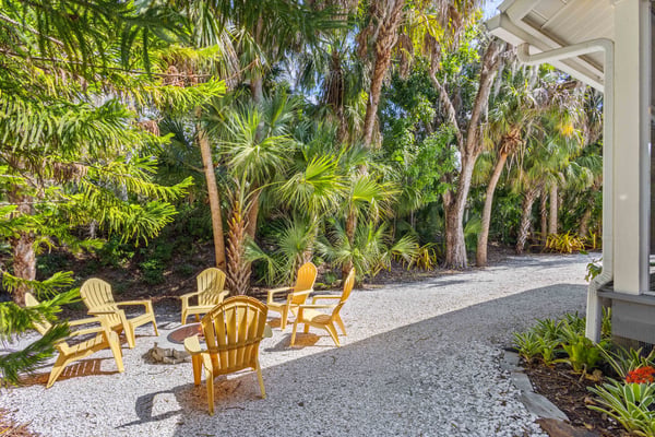 4471 Trails Dr, Sarasota, FL