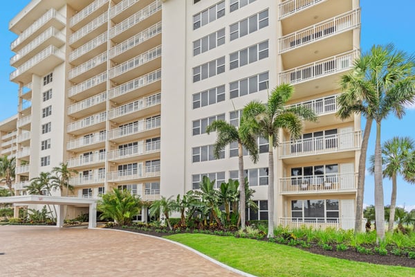 603 Longboat Club Rd Unit 202N, Longboat Key, FL