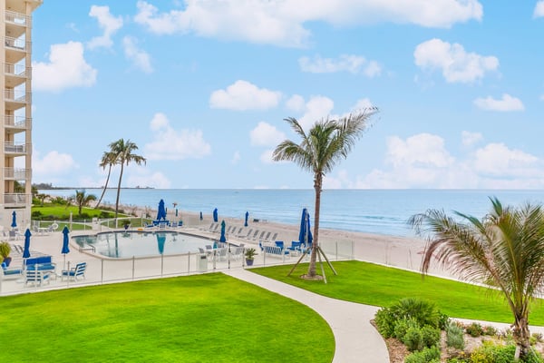 603 Longboat Club Rd Unit 202N, Longboat Key, FL