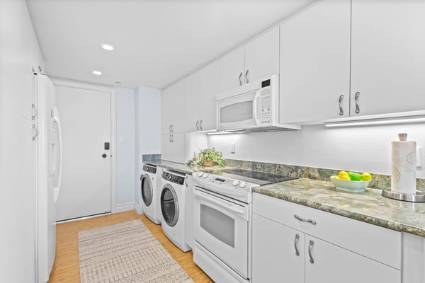 603 Longboat Club Rd Unit 202N, Longboat Key, FL