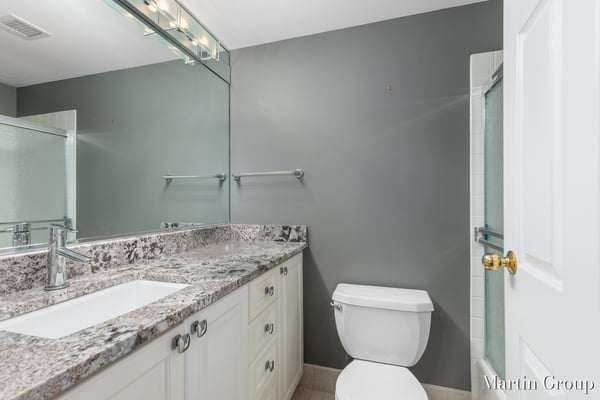 62 Campau Circle NW, Grand Rapids, MI