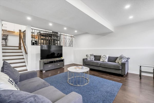 691 Ormond Drive, Oshawa, ON