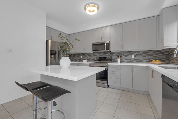 339 Giddings Crescent, 804, Milton, ON