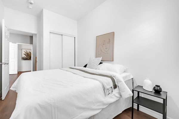 1060 St. Hilda's Way, 4, Whitby, ON