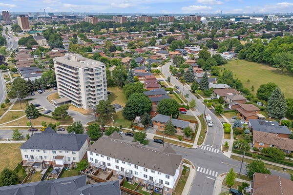 138 Hucknall Rd, Toronto, York University Heights, ON