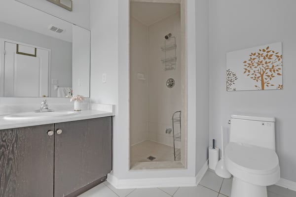138 Hucknall Rd, Toronto, York University Heights, ON