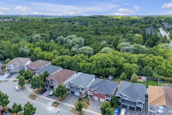 212 Shadow Place, Pickering, ON
