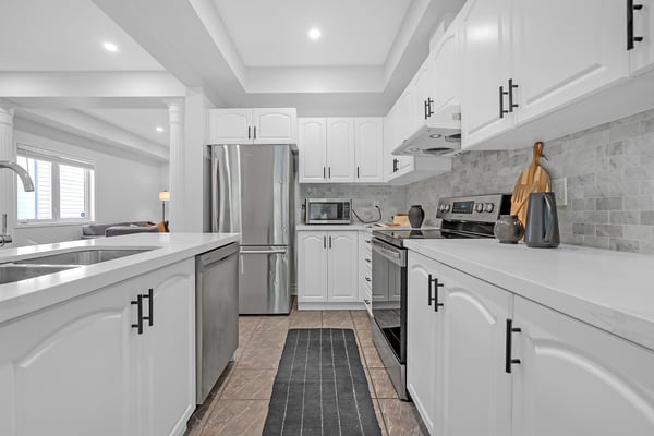 212 Shadow Place, Pickering, ON