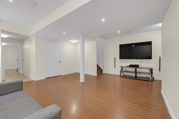 212 Shadow Place, Pickering, ON