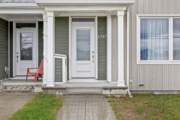 6347 Perth St, Ottawa, ON