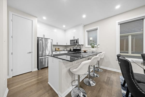 6347 Perth St, Ottawa, ON