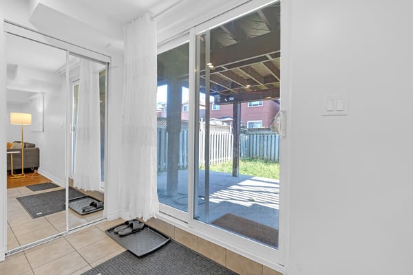 1400 Duval Drive, Mississauga, ON