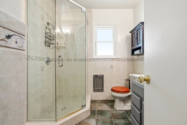 6818 Varna Ave, Van Nuys, CA