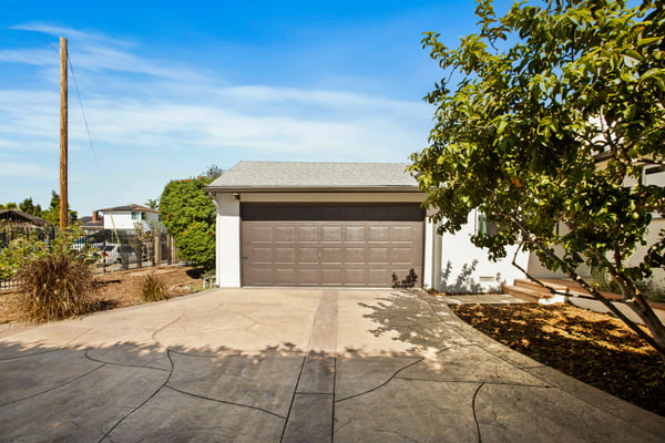 6818 Varna Ave, Van Nuys, CA