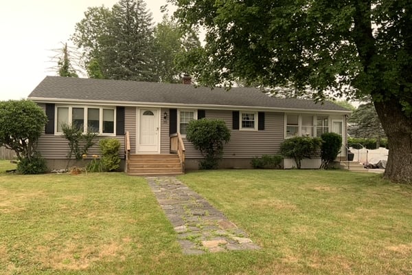 New to Market! Commuter's dream location! Move-In ready home in N. Grafton.