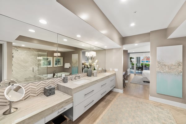 1101 1st st, 113, Coronado, CA