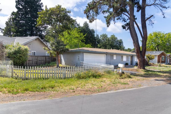 453 Bridge Rd, Walnut Creek, CA