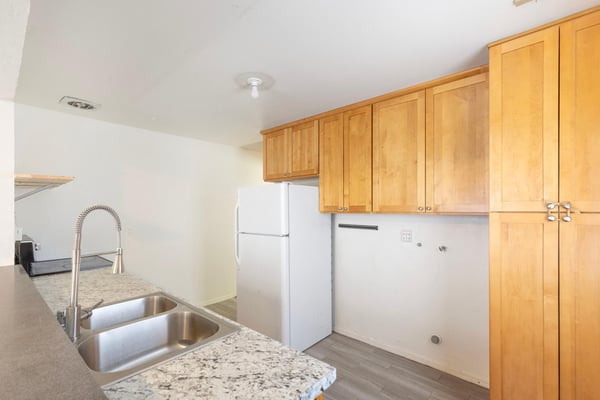 453 Bridge Rd, Walnut Creek, CA
