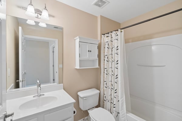 Casita suite bathroom