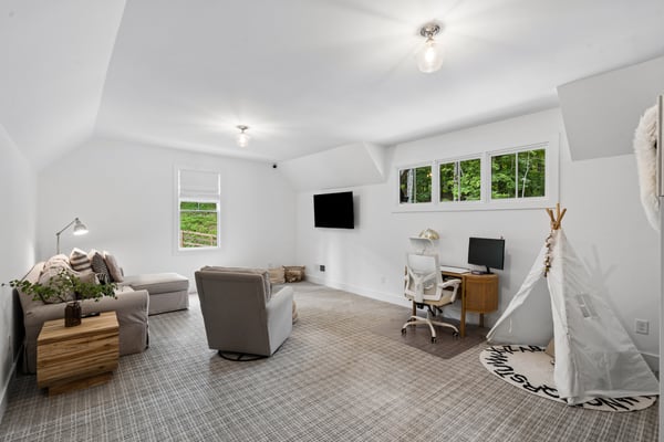 5676 Kennedy Road, Suwanee, GA