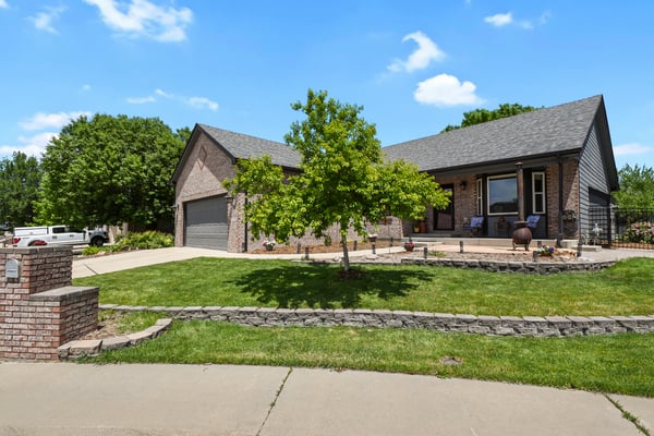 882 S 14th Ave, Brighton, CO