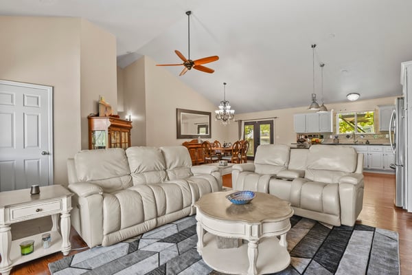 882 S 14th Ave, Brighton, CO