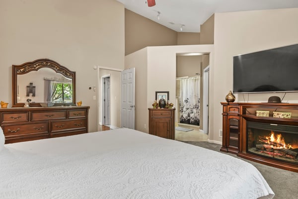 882 S 14th Ave, Brighton, CO