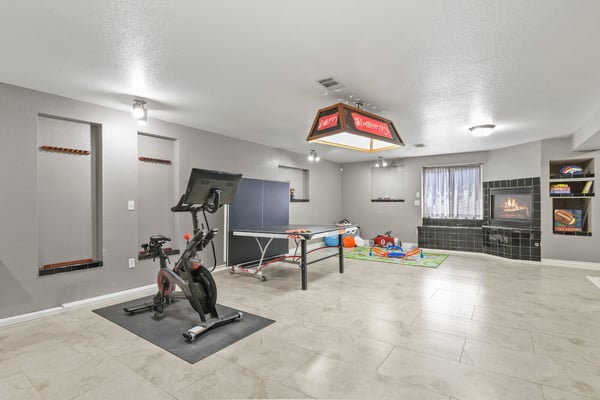 882 S 14th Ave, Brighton, CO