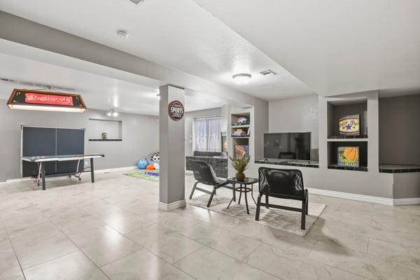882 S 14th Ave, Brighton, CO