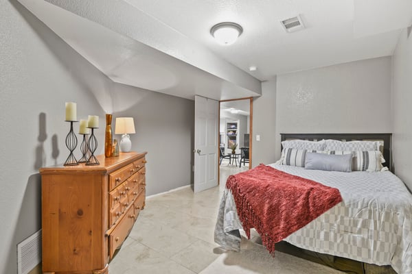 882 S 14th Ave, Brighton, CO
